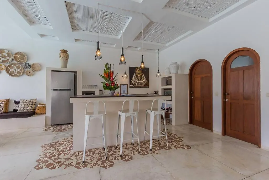 3 Bedr Mediterranean Vibes Private Pool 5Min Beach Seminyak Villa
