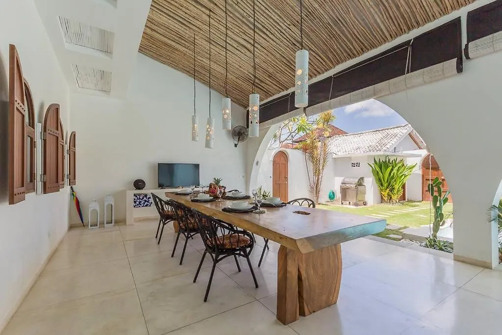 3 Bedr Mediterranean Vibes Private Pool 5Min Beach Seminyak