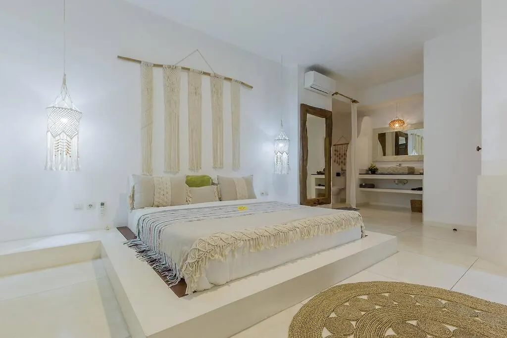 3 Bedr Mediterranean Vibes Private Pool 5Min Beach Seminyak  Indonesia
