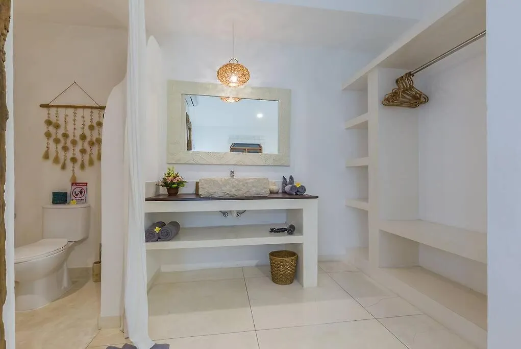 3 Bedr Mediterranean Vibes Private Pool 5Min Beach Seminyak  Seminyak (Bali)